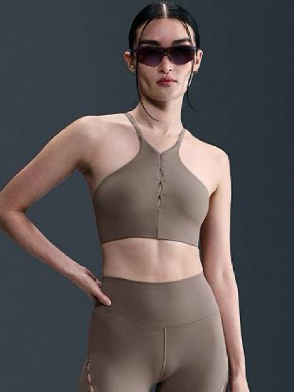 Nike Dri-fit One Keyhole Light-Support High-Neck Padded Sports Bra Sz Small